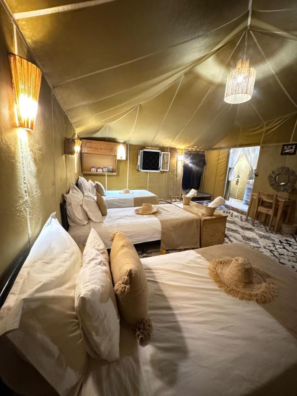 Desert Camp Camel & Sandboarding Мерцуга Екстериор снимка
